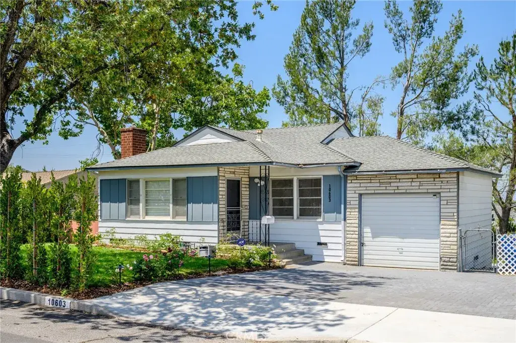 10603 Fernglen Avenue, Tujunga, CA 91042 - #1