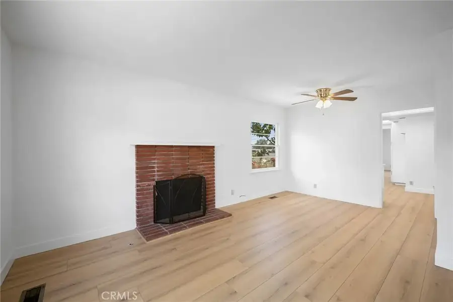 10603 Fernglen Avenue, Tujunga, CA 91042 - #3