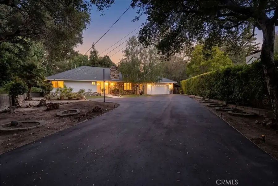 3999 El Lado, La Crescenta, CA 91214 - #2