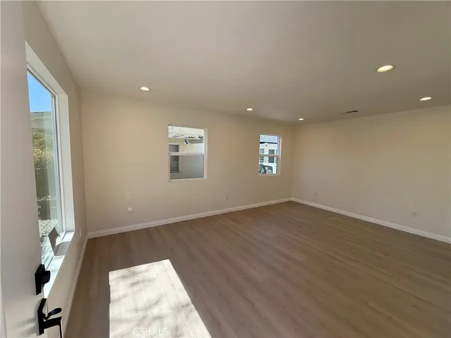 8959 San Luis, South Gate, CA 90280 - #3