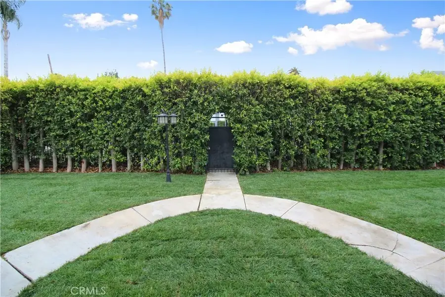 13573 Moorpark Street, Sherman Oaks, CA 91423 - #3