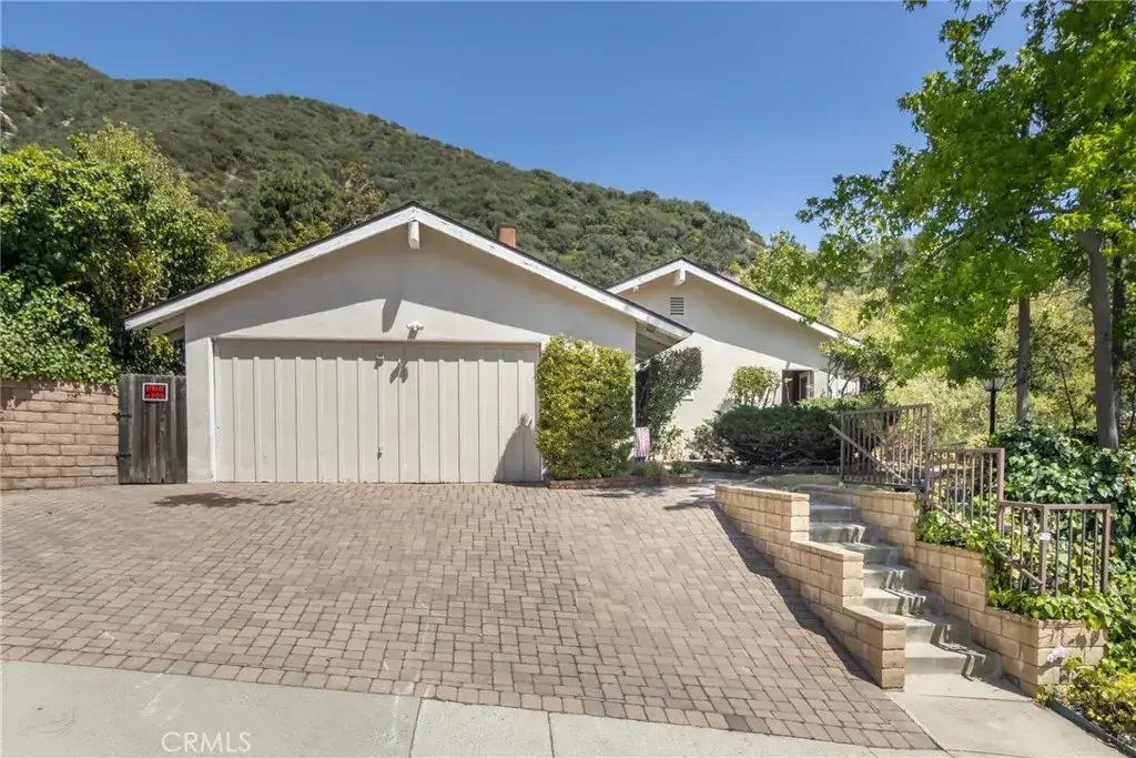 2115 Normanton Drive, La Canada Flintridge, CA 91011 - #1