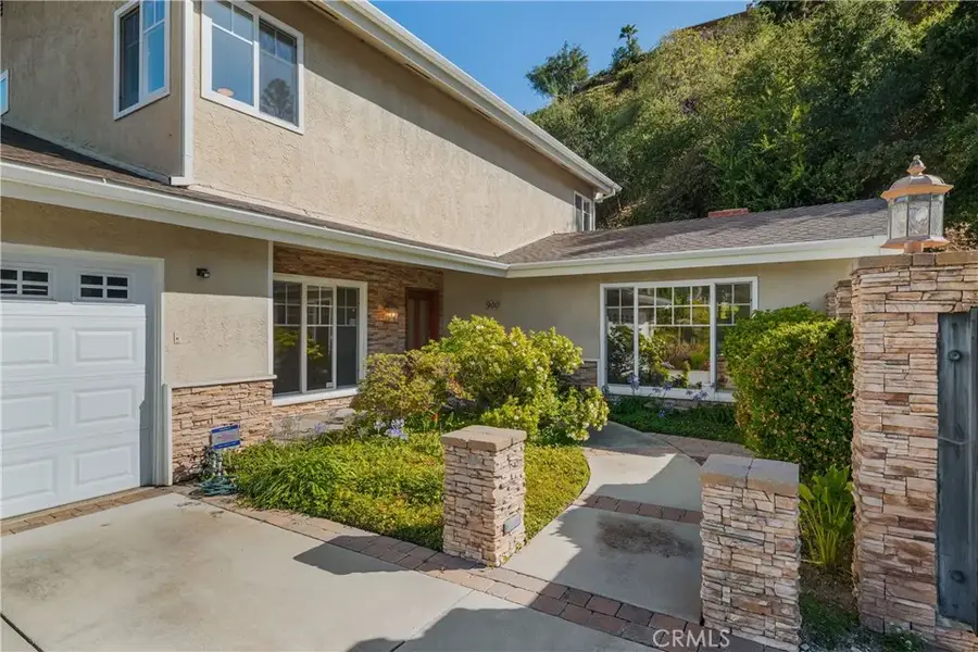 900 Chudleigh Lane, Glendale, CA 91207 - #3