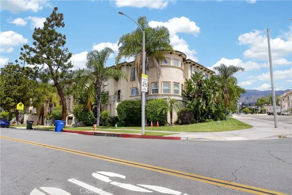 2307 Mira Vista #103, Montrose, CA 91020 - #1