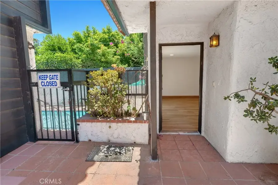 14332 Dickens Street #25, Sherman Oaks, CA 91423 - #3