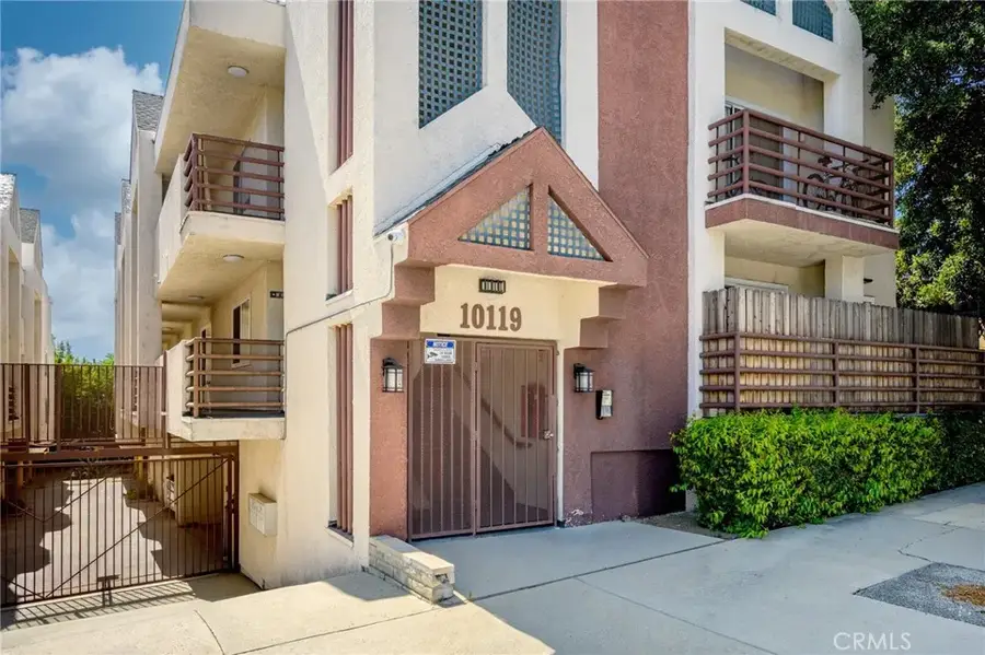 10119 Pinewood Avenue #207, Tujunga, CA 91042 - #2