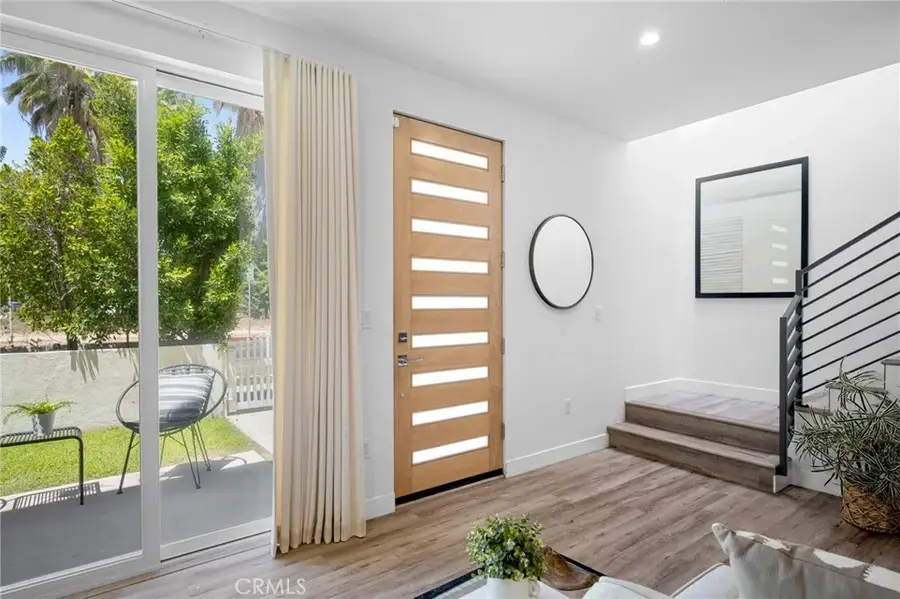 11490 Cumpston Street, North Hollywood, CA 91601 - #3