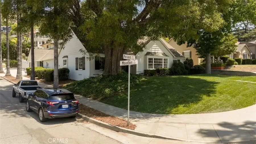 203 E Mountain, Glendale, CA 91207 - #2