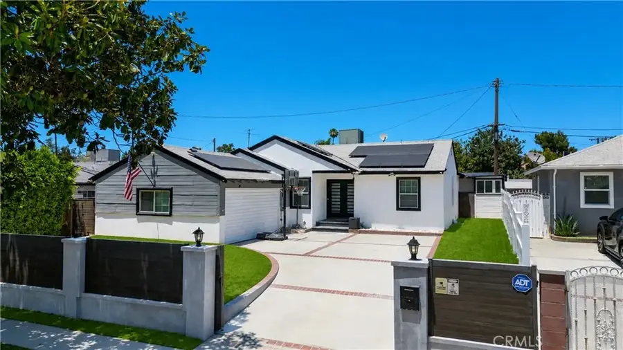 12521 Stagg Street, North Hollywood, CA 91605 - #2