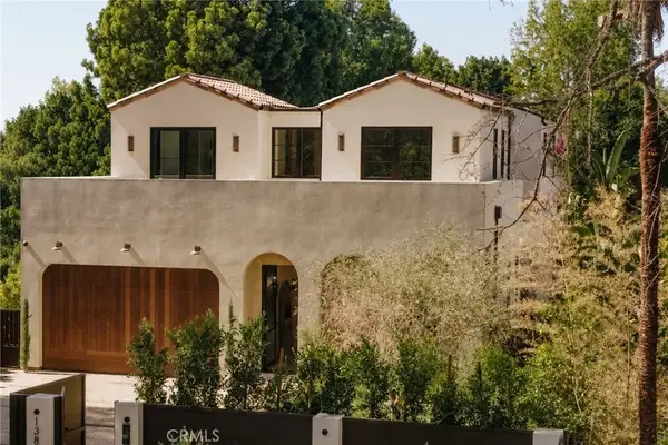 13853 Chandler, Sherman Oaks, CA 91401