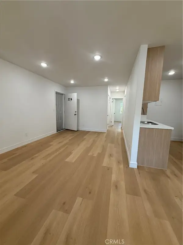 14805 Chase Street #224, Panorama City, CA 91402