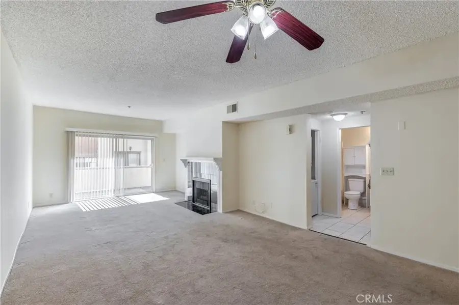 2915 Montrose Avenue #430, Glendale, CA 91214 - #3