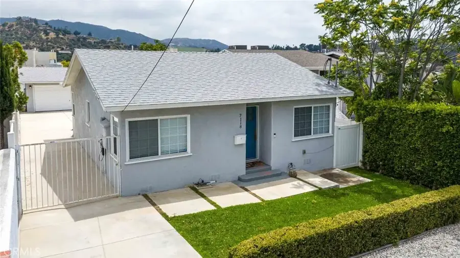 7118 Valmont Street, Tujunga, CA 91042 - #3