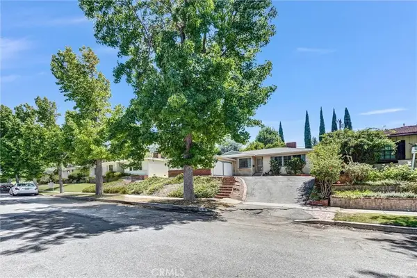 9818 Creemore Drive, Tujunga, CA 91042