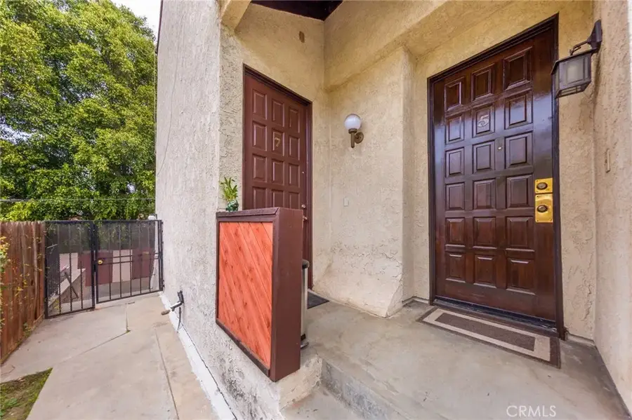 13819 Burbank Boulevard #7, Van Nuys, CA 91401 - #3