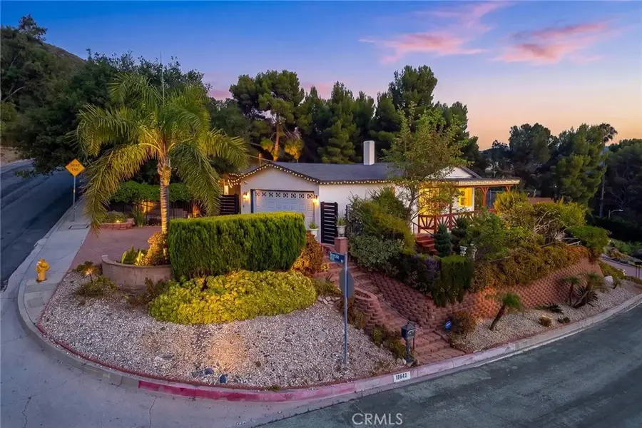 10842 Owens, Tujunga, CA 91042 - #3