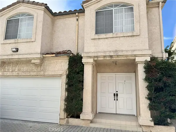 18319 Hart Street #3, Reseda, CA 91335