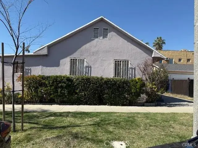 423 S Chevy Chase, Glendale, CA 91205 - #2