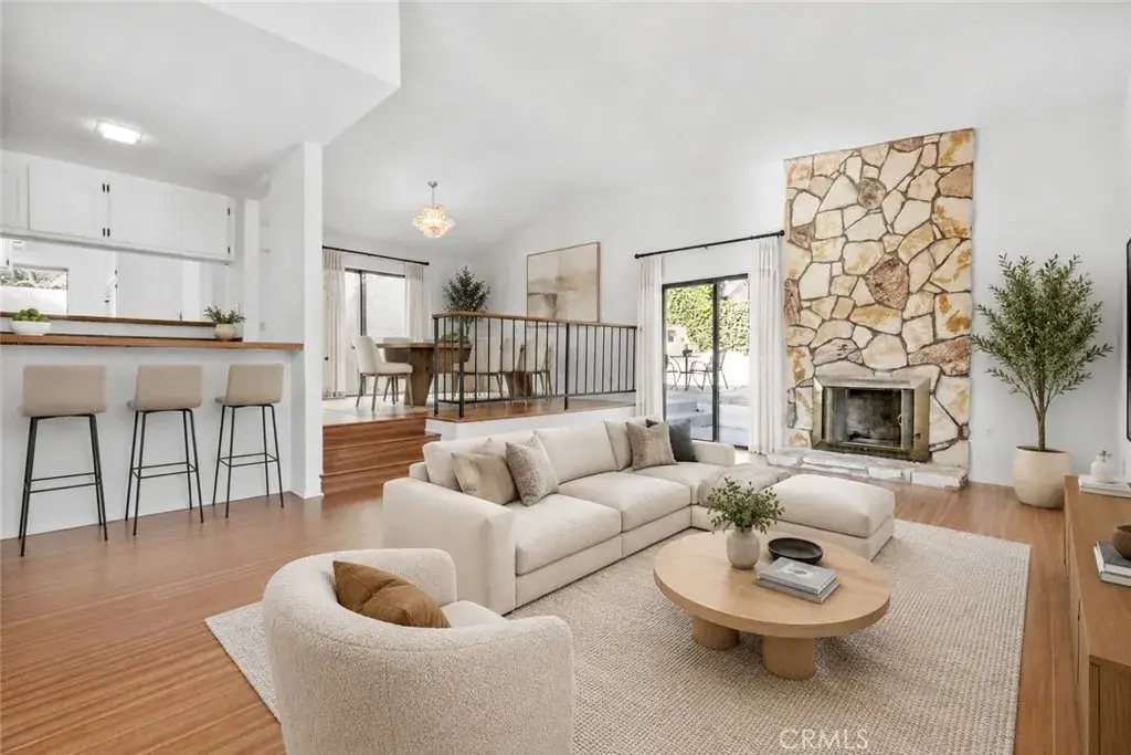 1321 Greenbriar, Glendale, CA 91207 - #1