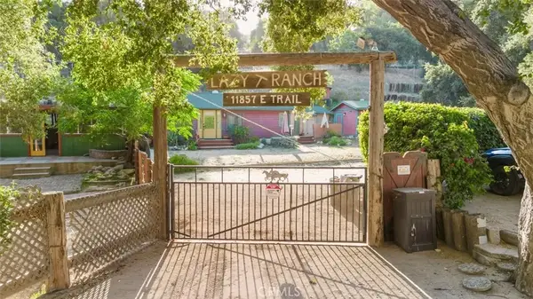 11857 East Trail, Sylmar, CA 91342