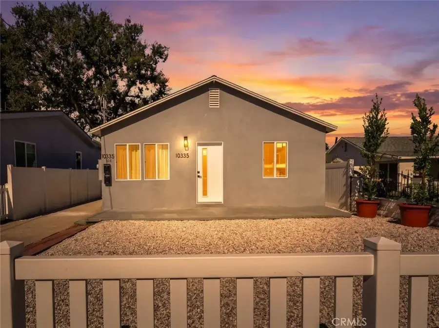 10335 Scoville Avenue, Sunland, CA 91040 - #2