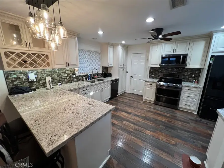 2484 Cambridge, Fullerton, CA 92835 - #2