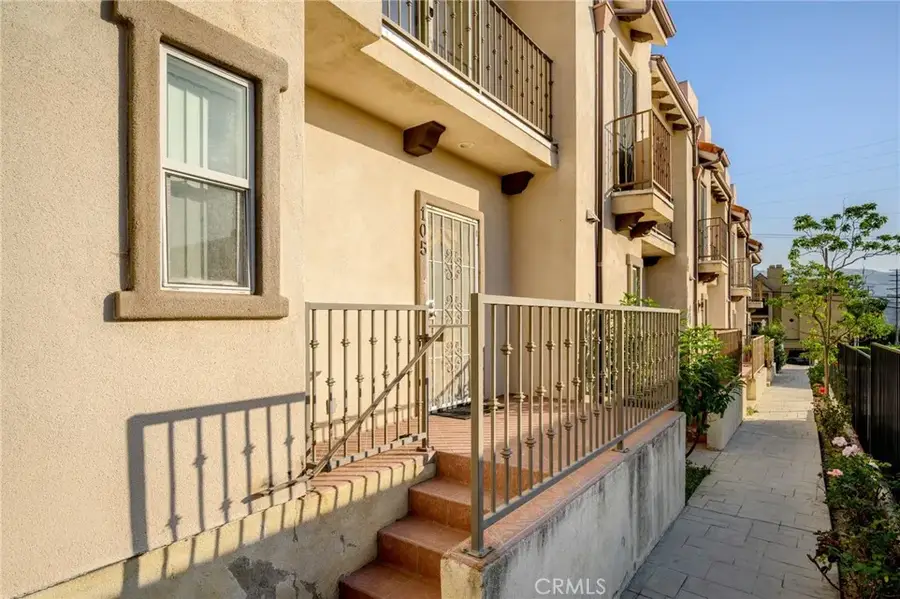 7225 Apperson Street #105, Tujunga, CA 91042 - #2