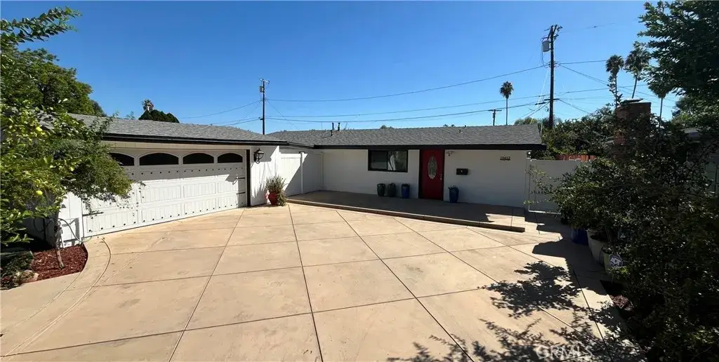 19412 Cantara St, Reseda, CA 91335 - #1