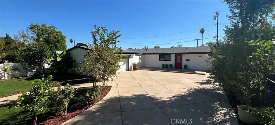 19412 Cantara St, Reseda, CA 91335 - #2