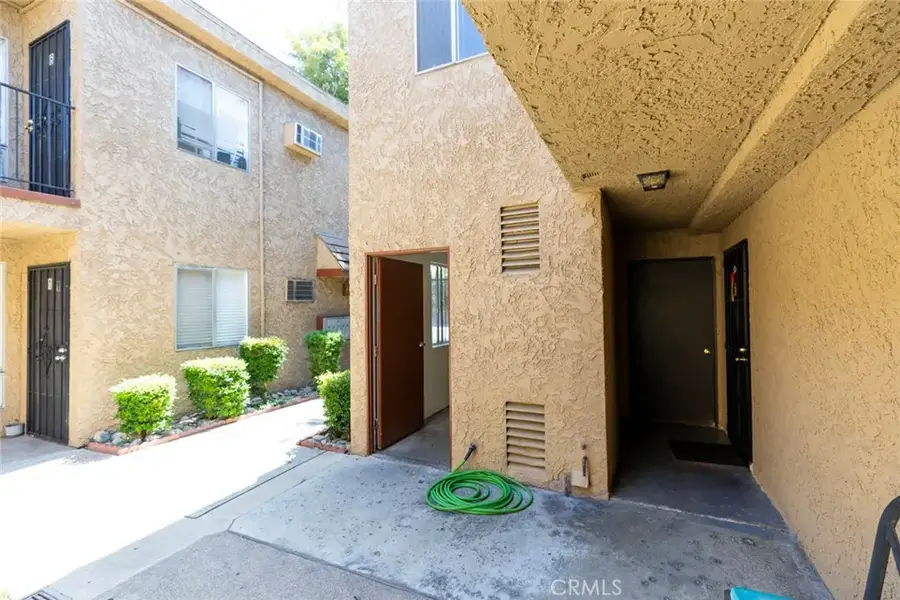 11341 Victory Boulevard, North Hollywood, CA 91606 - #3
