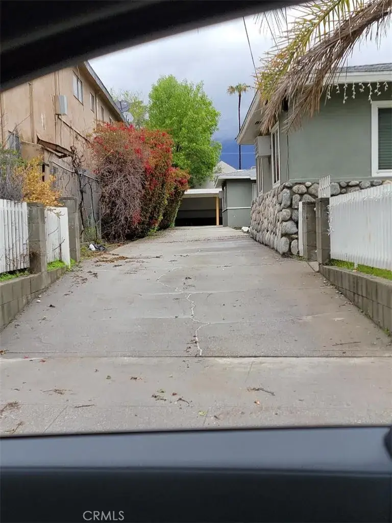 343 W Howard Street, Pasadena, CA 91103 - #3