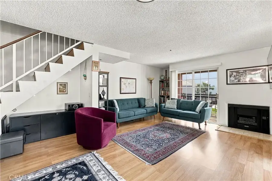 147 W Acacia #160, Glendale, CA 91204 - #2