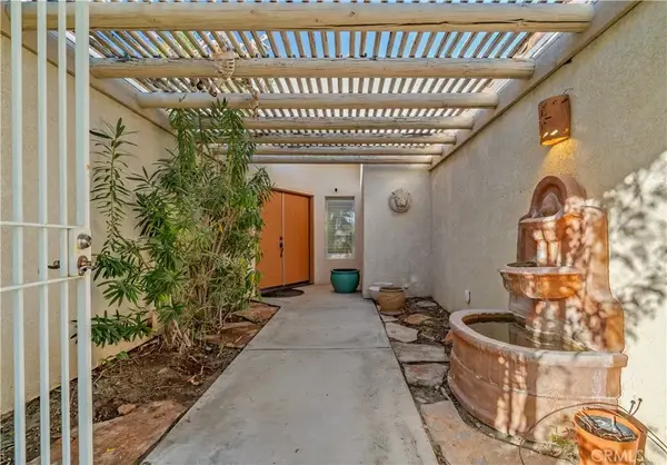 1820 E Racquet Club, Palm Springs, CA 92262