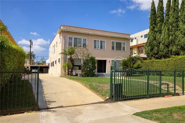 1547 S Wilton, Los Angeles, CA 90019