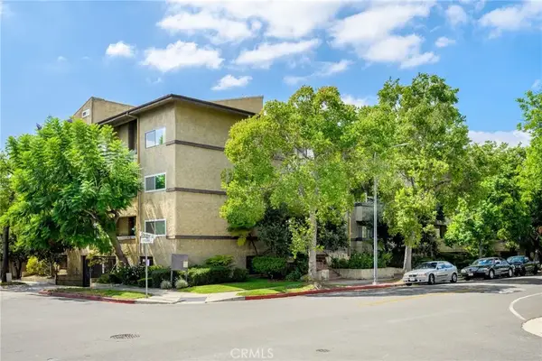 320 E Stocker #107, Glendale, CA 91207