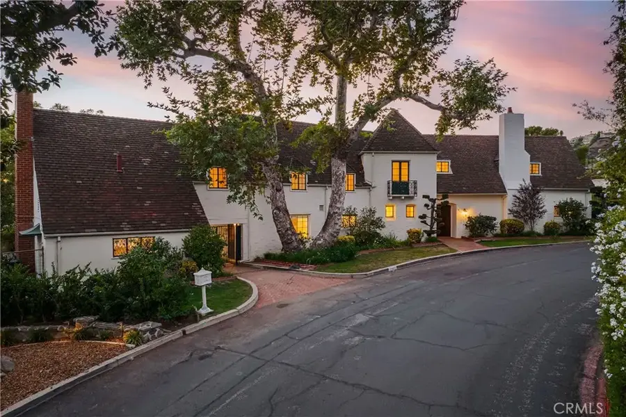 1463 Melwood Drive, Glendale, CA 91207 - #2