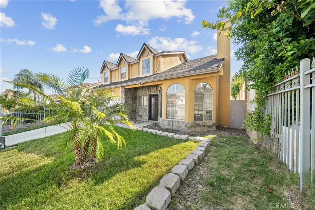 11568 Luanda Street, Sylmar, CA 91342 - #1