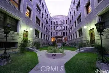2121 James M Wood #312, Los Angeles, CA 90006