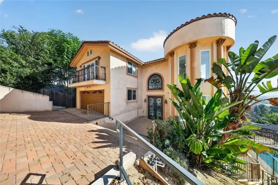 3670 Holboro Drive, Los Angeles, CA 90027 - #3