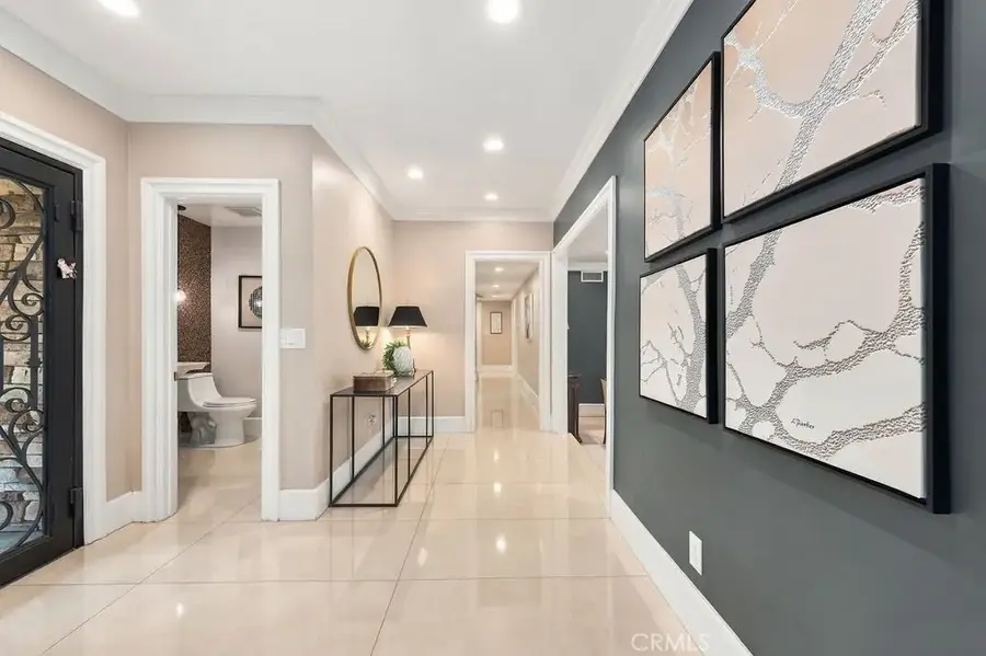 1711 Thorncrest Drive, Glendale, CA 91207 - #3