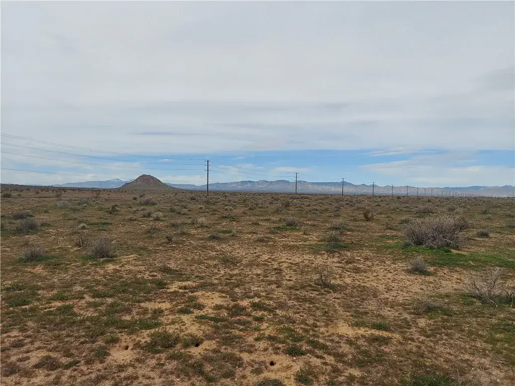 0 130th St, California City, CA 93505 - #1