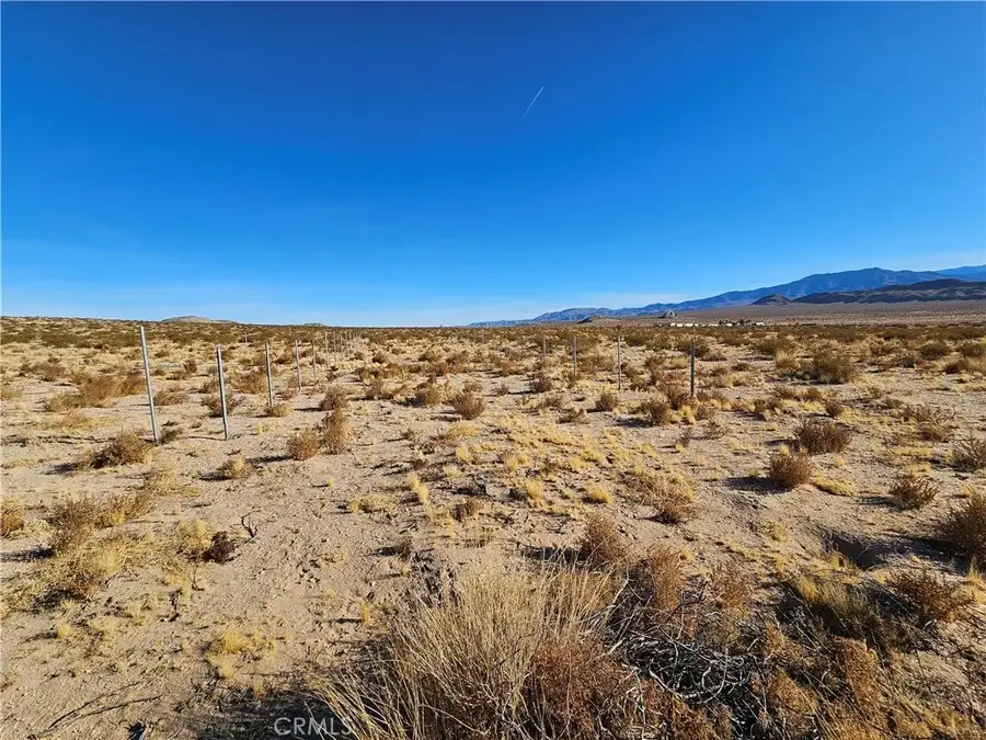 400 East End, Lucerne Valley, CA 92356 - Image #3