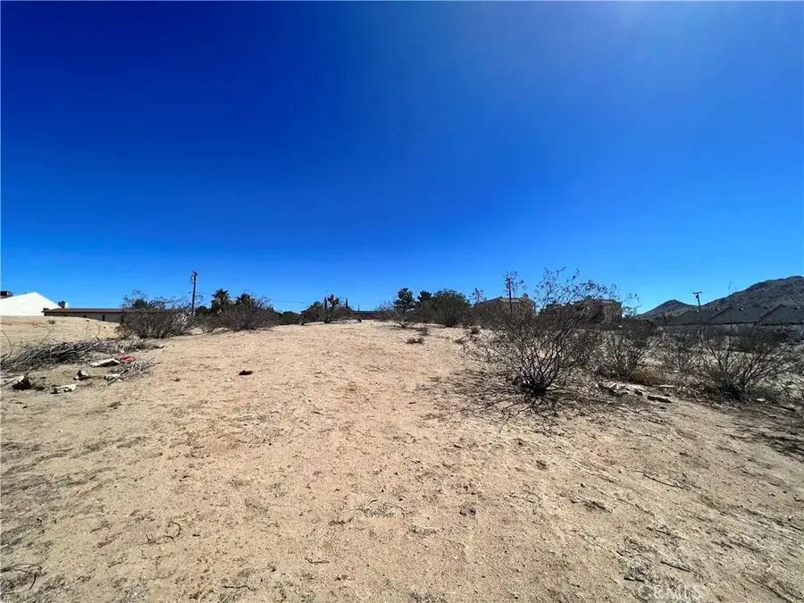 1 Highway 18, Apple Valley, CA 92307 - #3