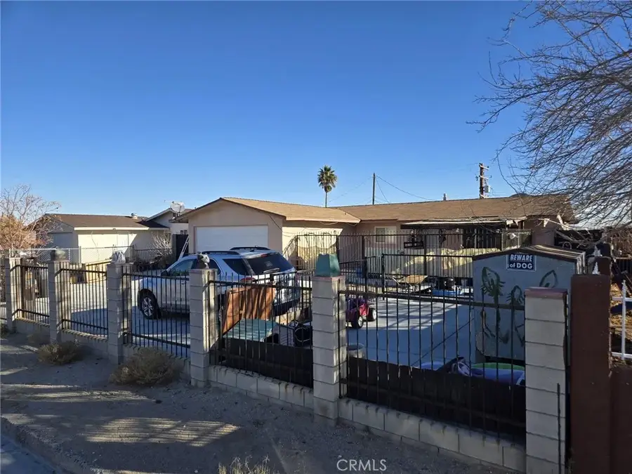 217 Plaimor Avenue, Barstow, CA 92311 - Image #2