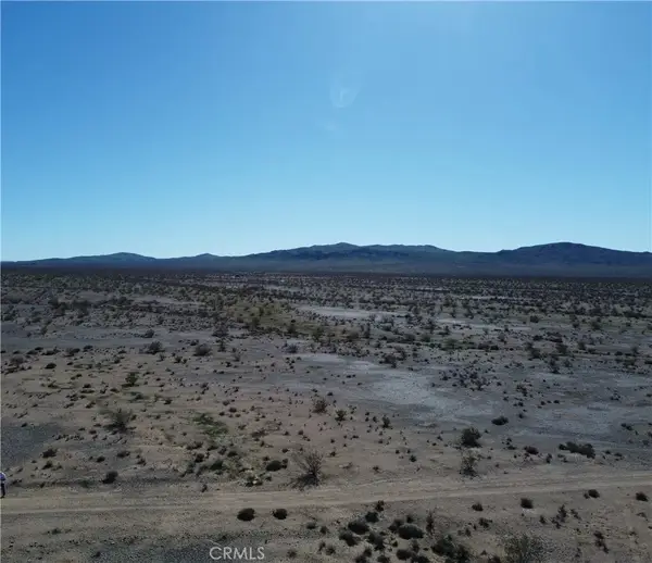 2 Yucca Trail, Oro Grande, CA 92368