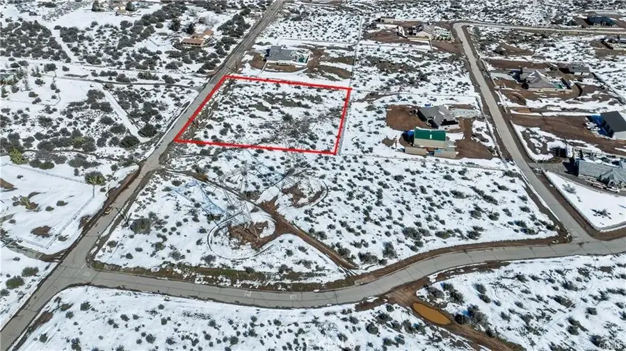 7877 Capelin, Phelan, CA 92371 - #3