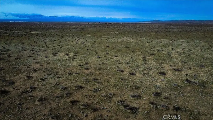 749 Torosa/topaz, Adelanto, CA 92301 - #3