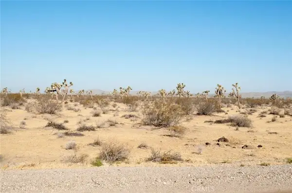 0 Quinnault, Apple Valley, CA 92308
