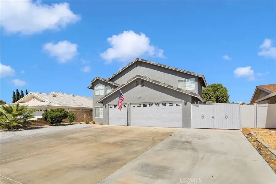 13046 Bermuda Dunes Road, Victorville, CA 92395 - #2