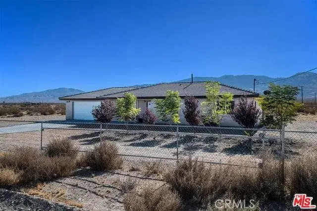 33393 El Dorado Drive, Lucerne Valley, CA 92356 - Image #1